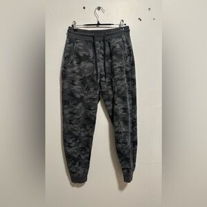 Seed camo joggers